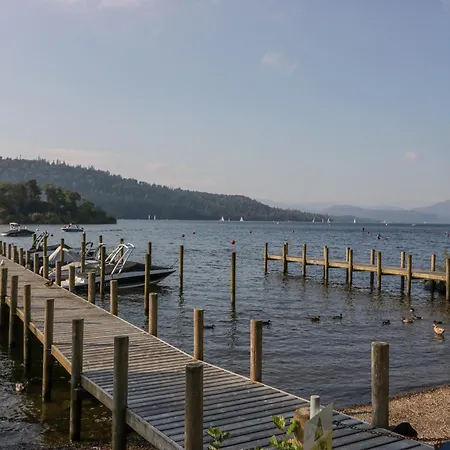 Tree House, Partial Views Casa vacanze