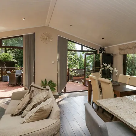 Holiday home Tree House, Partial Views *