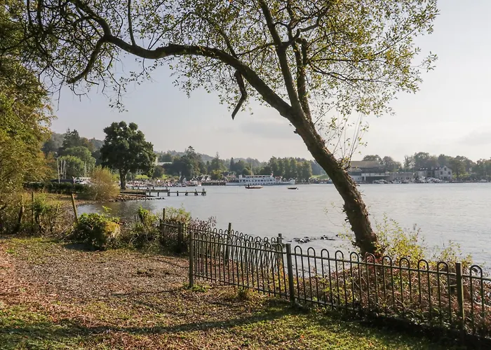 Tree House, Partial Views Casa de Férias *