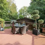 Holiday home Tree House, Partial Views Pet Friendly Windermere