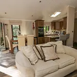 Tree House, Partial Views Pet Friendly *