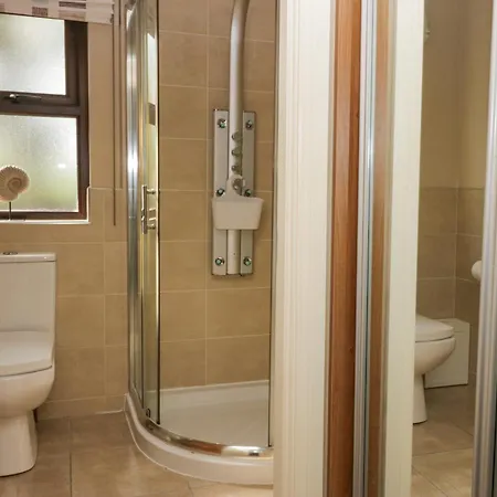 Tree House, Partial Views Windermere